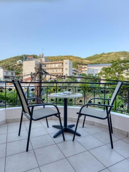 Niovi Luxury Apartments Loutra Edipsou  Zewnętrze zdjęcie